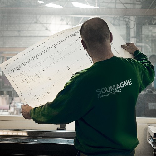 Chaudronnerie Soumagne, cintrage, chaudronnerie charente, plieuse 6 mètres, roulage, laser, plasma, découpe oxyacétylénique, gaines ventilation, bâtis mécano soudés, maintenance